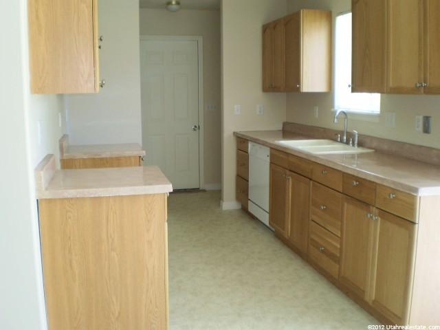 329 E 4th St S, Ogden, UT 84404 — photo 3