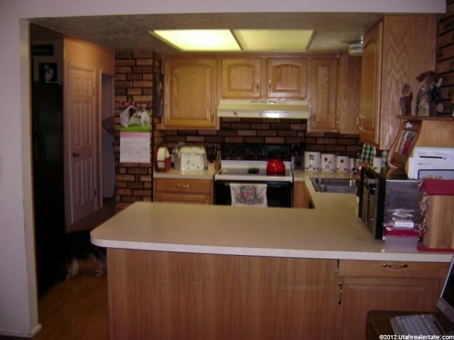 70 W 1050 N, Willard, UT 84340 — photo 2