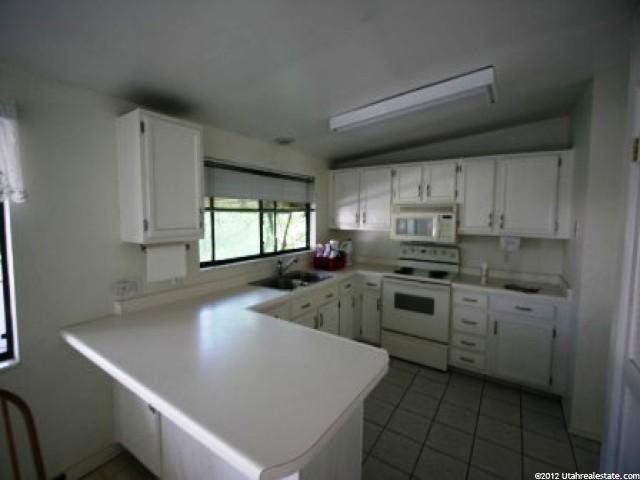 9449 Tramway Dr, Sandy, UT 84092 — photo 4