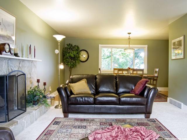 937 N 900 E, Bountiful, UT 84010 — photo 2