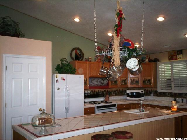 883 S 1540 E, Provo, UT 84606 — photo 4