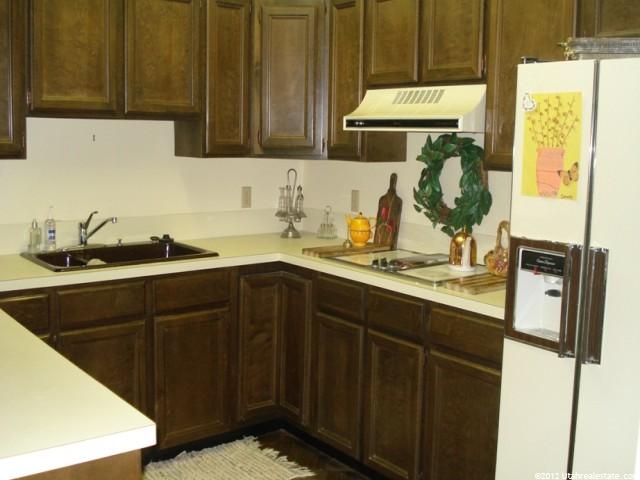 4951 S Larkspur Ln, Ogden, UT 84403 — photo 2