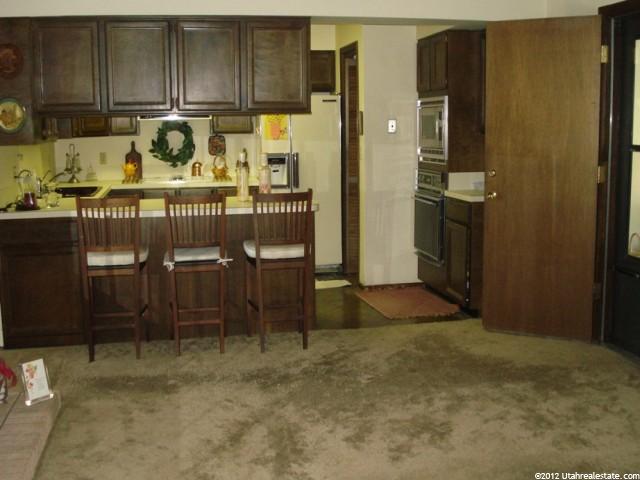 4951 S Larkspur Ln, Ogden, UT 84403 — photo 3