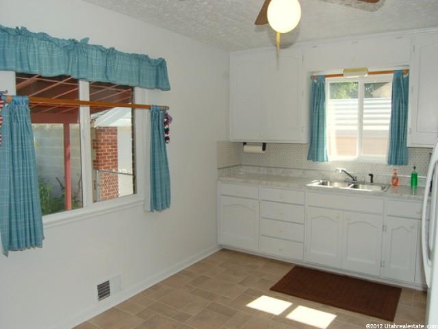 591 E 7570 S, Midvale, UT 84047 — photo 5
