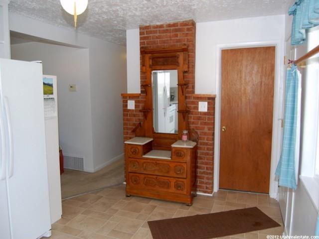 591 E 7570 S, Midvale, UT 84047 — photo 6