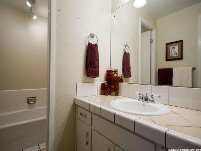 959 E 800 S, Bountiful, UT 84010 — photo 9