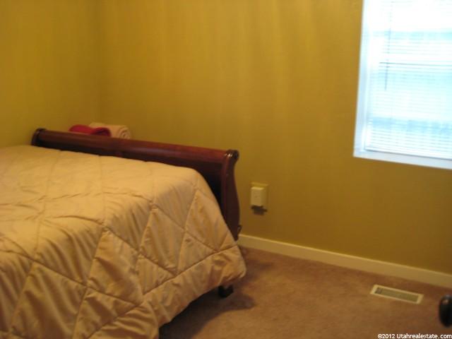 138 Poplar Ave, Logan, UT 84321 — photo 8