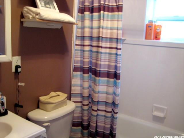 138 Poplar Ave, Logan, UT 84321 — photo 10