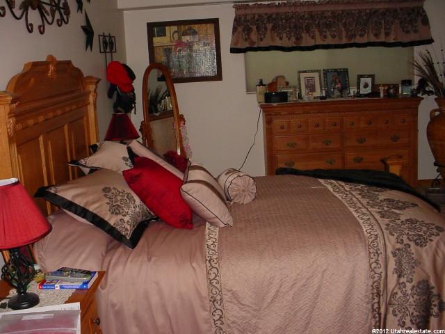 4578 W 1400 S, Taylor, UT 84401 — photo 5