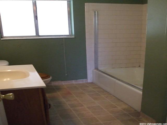 10122 S 360 E, Sandy, UT 84070 — photo 6