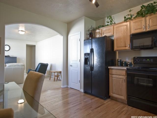 104 S Florentine Ln W, Centerville, UT 84014 — photo 8