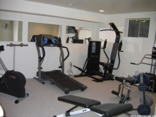 9475 David St, Sandy, UT 84070 — photo 8