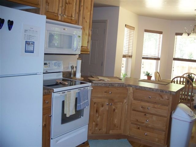 274 S 100 E, Vernal, UT 84078 — photo 5