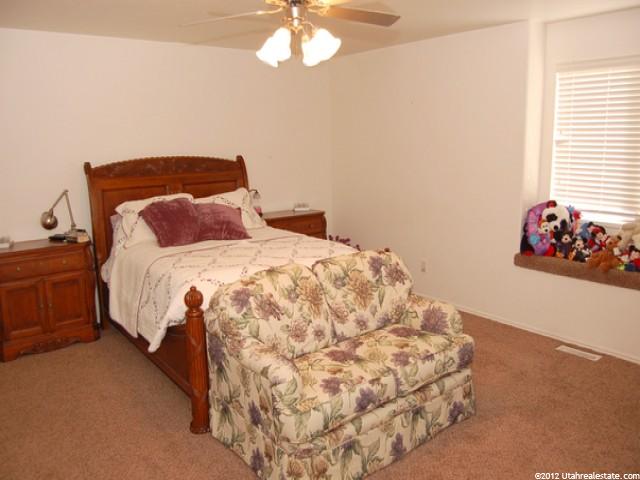11 S 525 W, Clearfield, UT 84015 — photo 4