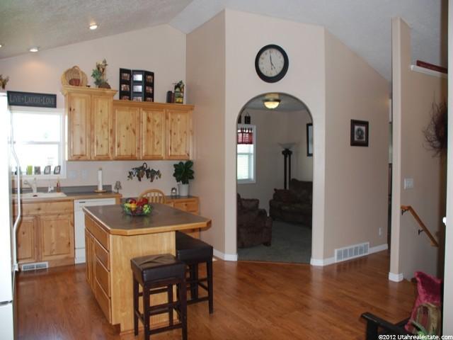 529 W 200 N, Hyrum, UT 84319 — photo 3