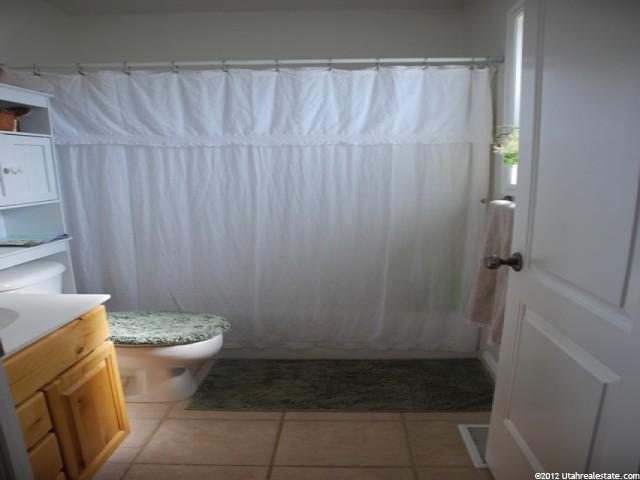 529 W 200 N, Hyrum, UT 84319 — photo 6