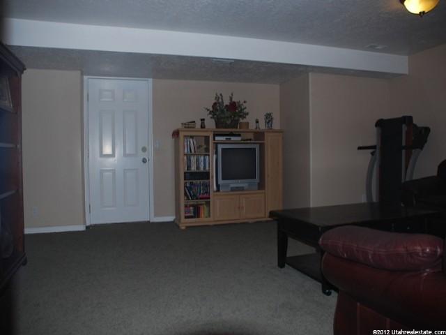 529 W 200 N, Hyrum, UT 84319 — photo 7
