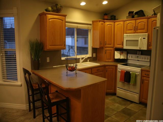 1084 W 1875 N, Clinton, UT 84015 — photo 2
