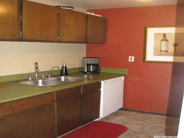 5440 Willow Ln, Murray, UT 84107 — photo 3