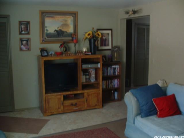 270 W 550 N, Vernal, UT 84078 — photo 10