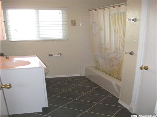 10332 S Clearview Dr E, Sandy, UT 84070 — photo 3