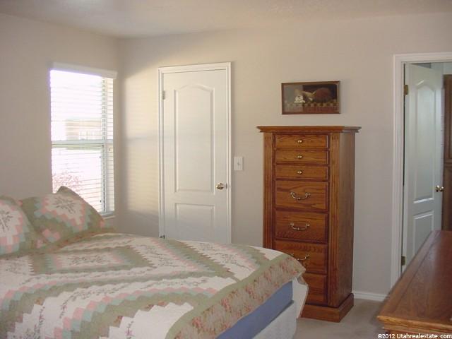 572 E 5350 S, Washington Terrace, UT 84405 — photo 4