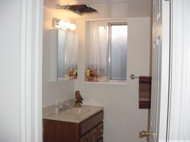 572 E 5350 S, Washington Terrace, UT 84405 — photo 9
