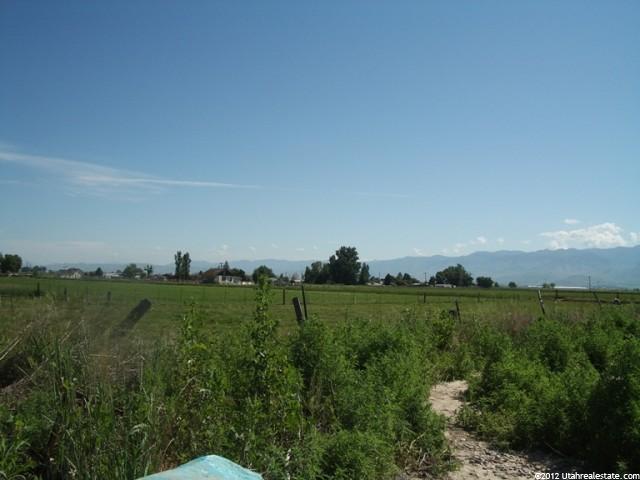 208 S Center St, Trenton, UT 84338 — photo 7