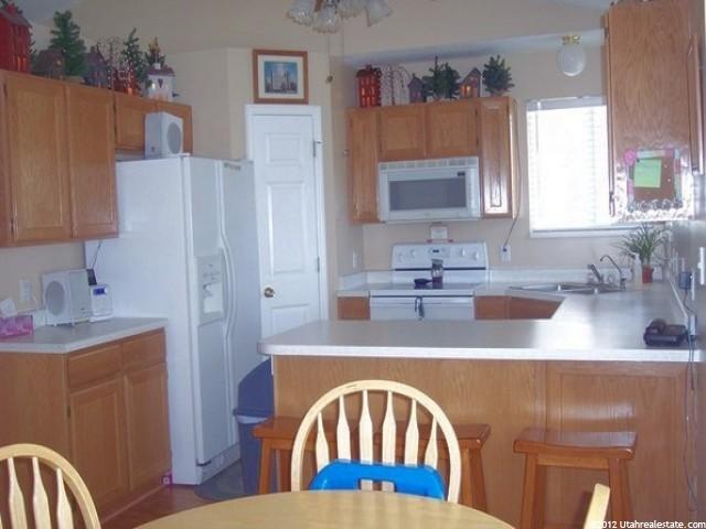 956 N 1380 E, Tooele, UT 84074 — photo 2