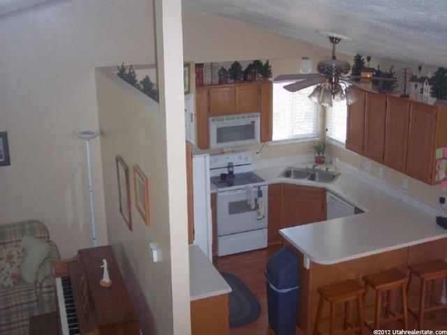 956 N 1380 E, Tooele, UT 84074 — photo 3