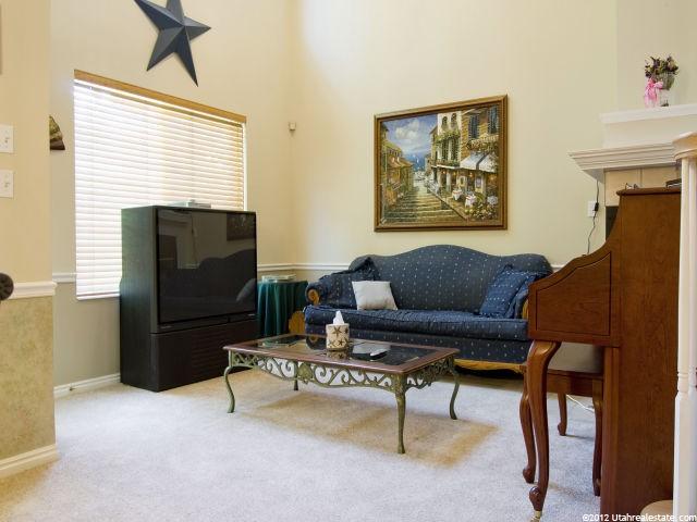136 W 275 N, Centerville, UT 84014 — photo 5