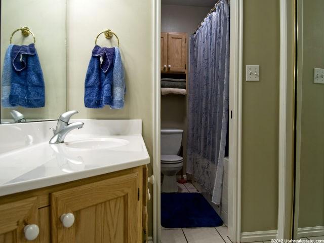 136 W 275 N, Centerville, UT 84014 — photo 7