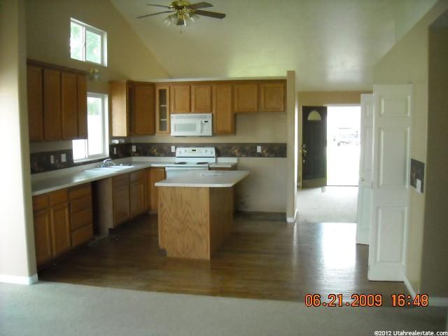 1869 E 2825 N, Layton, UT 84040 — photo 3