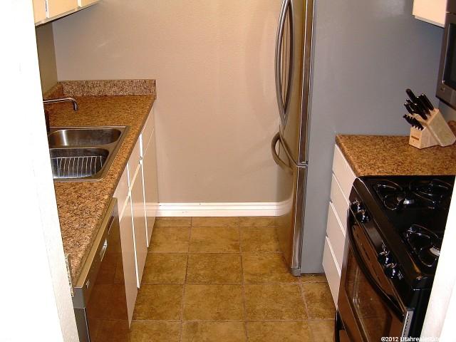17 E 400 N #3, Bountiful, UT 84010 — photo 5