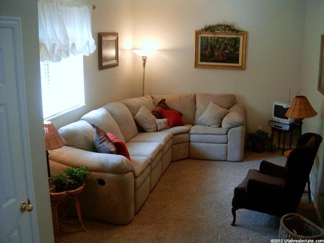 803 E Creekside Dr, Layton, UT 84041 — photo 4