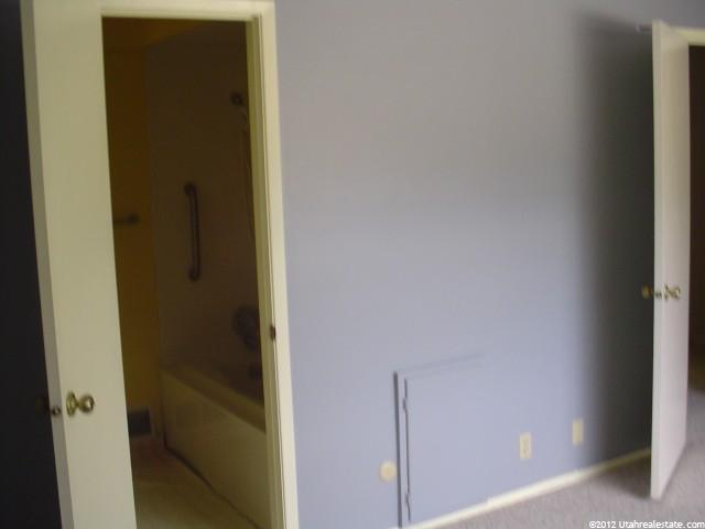 4889 S 1670 E, Holladay, UT 84117 — photo 6