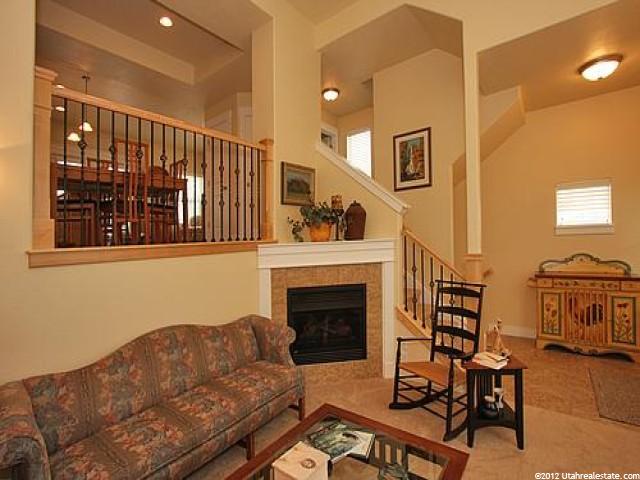 8975 Valley Bend Ct, Sandy, UT 84094 — photo 2