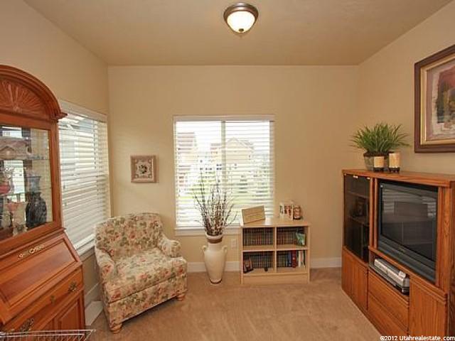 8975 Valley Bend Ct, Sandy, UT 84094 — photo 6