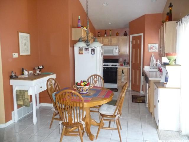 594 E 700 N, Ogden, UT 84404 — photo 9