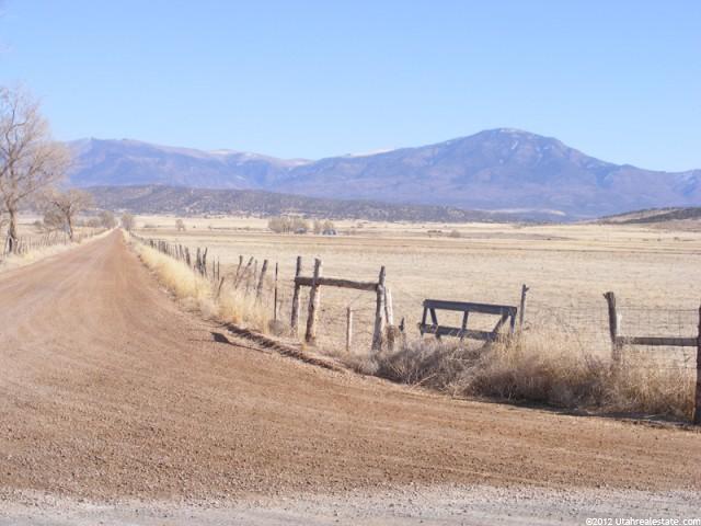 3000 N Hwy 100, Flowell, UT 84631 — photo 9