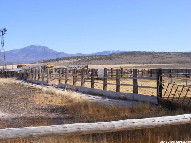2800 N Hwy 100, Flowell, UT 84631 — photo 10