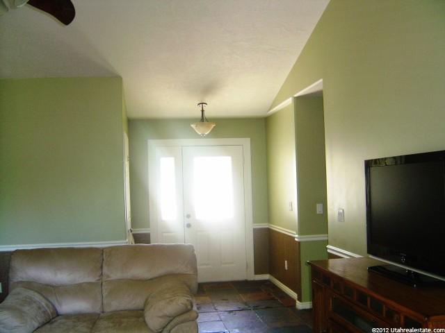 375 S 900 E, Smithfield, UT 84335 — photo 2