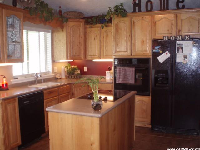 2468 W 2100 S, Syracuse, UT 84075 — photo 5