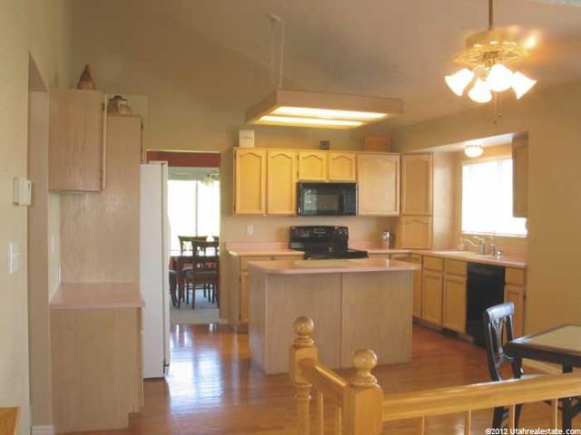 1504 E 2375 N, Layton, UT 84040 — photo 2