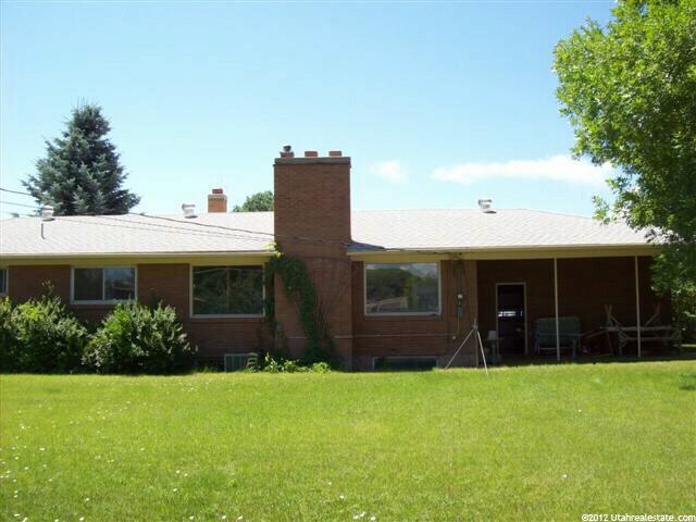 569 E 400 N, Roosevelt, UT 84066 — photo 2