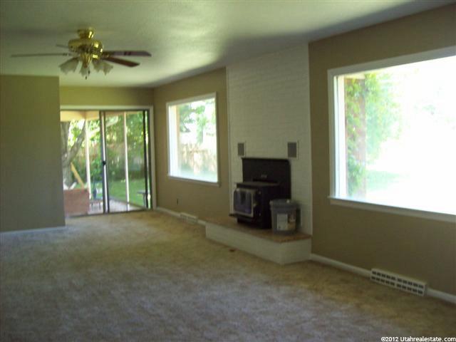 569 E 400 N, Roosevelt, UT 84066 — photo 6