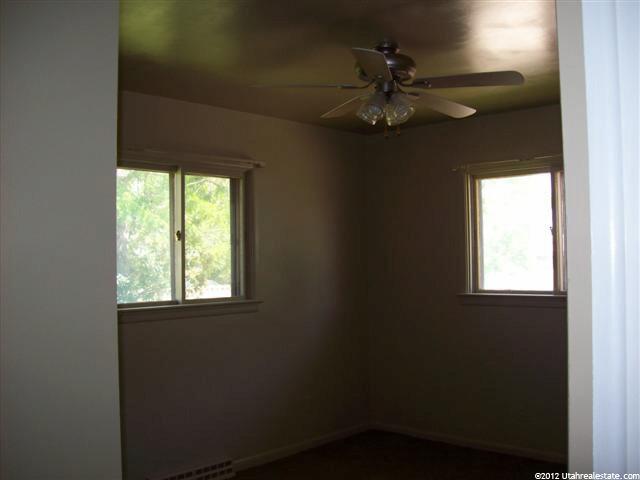 569 E 400 N, Roosevelt, UT 84066 — photo 9