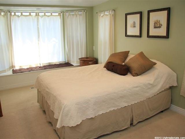 1704 E 5600 S, Holladay, UT 84121 — photo 9