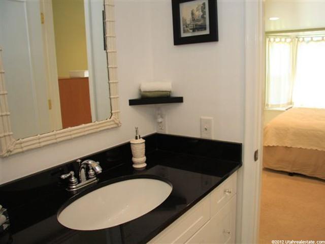 1704 E 5600 S, Holladay, UT 84121 — photo 10