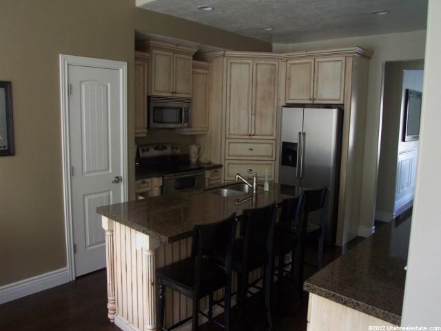 1707 Shoshone Dr, Ogden, UT 84403 — photo 2